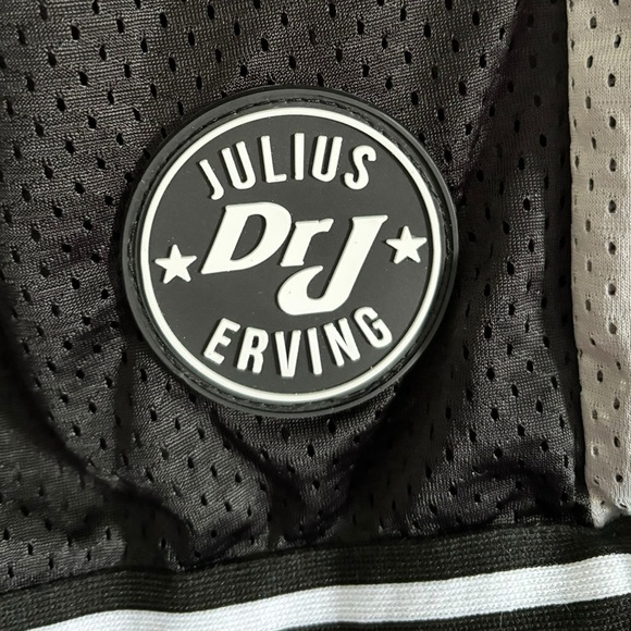 Dr. J Julius Erving Basketball Shorts Size XL Zipper Pockets Black/Gray/White - Picture 5 of 10